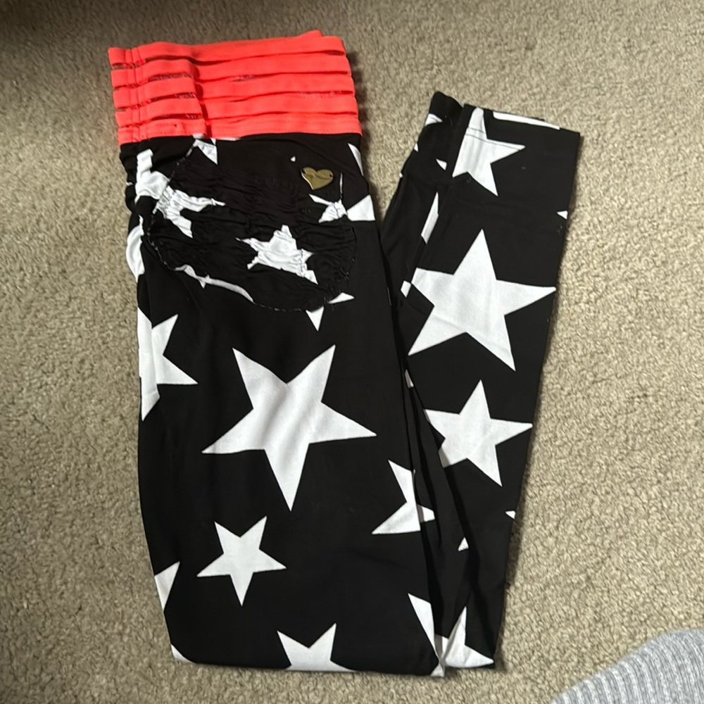 Cute booty lounge- retired print